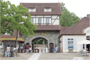 60450_220343448118310_833880416_n